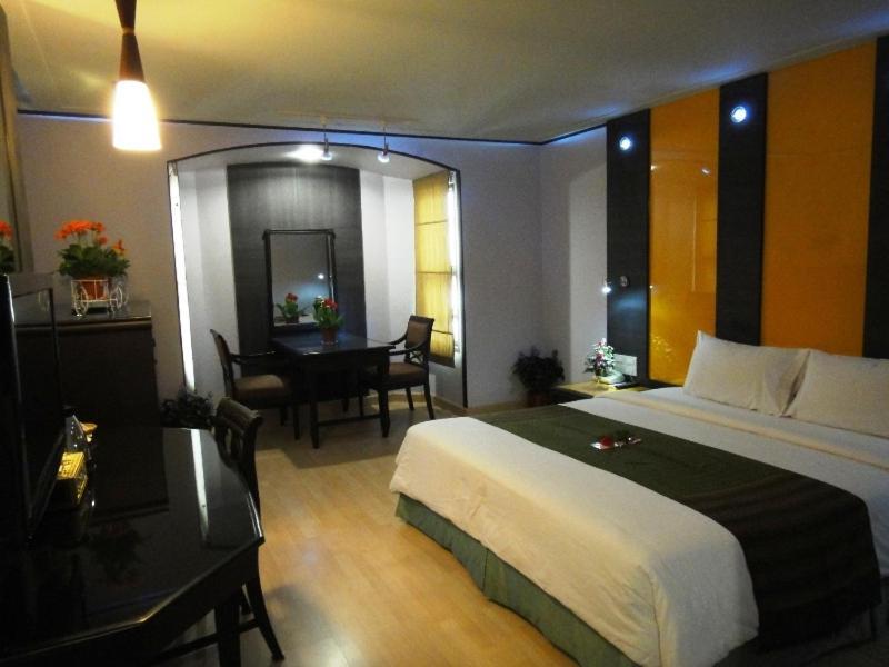 Bp Grand Suite Hotel Hatjaj Szoba fotó