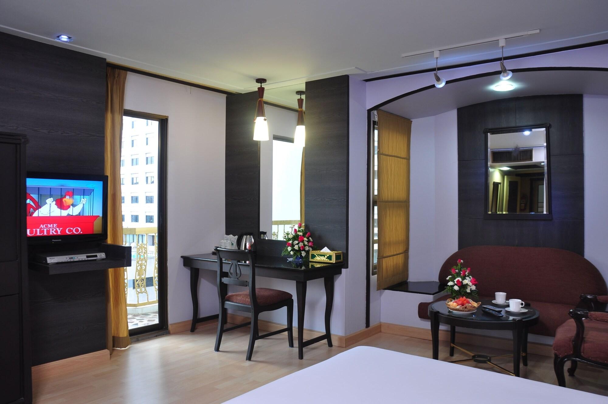 Bp Grand Suite Hotel Hatjaj Kültér fotó